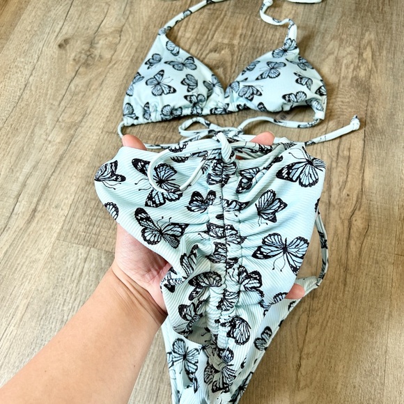 ZAFUL turquoise butterfly bikini set size 6. - Picture 2 of 11